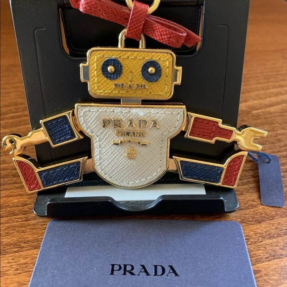 Auth Prada Trick Robot in Brass & Saffiano **RARE* - Picture 4 of 6